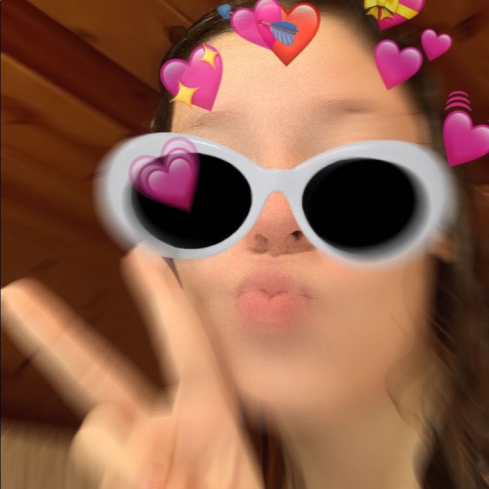 Meet your Posher, Julia